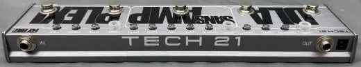 Tech 21 - Fly Rig 5 SansAmp Multi Effect Pedal 2